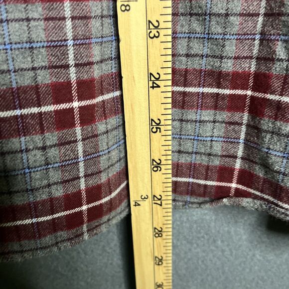 Untuckit Shirt Men’s Size Medium Slim Fit Red Gray Plaid Button Up‎ Long Sleeve - Picture 8 of 9